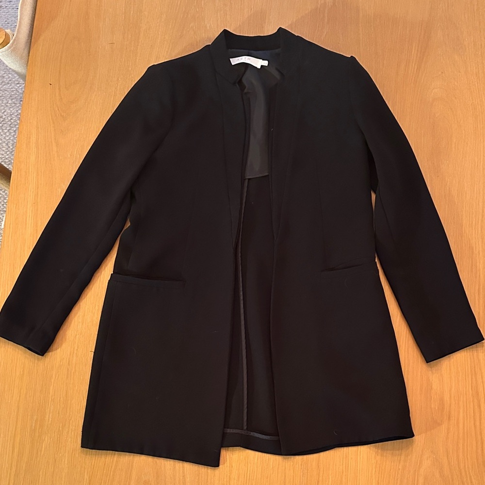 Elegant Black Women's Blazer